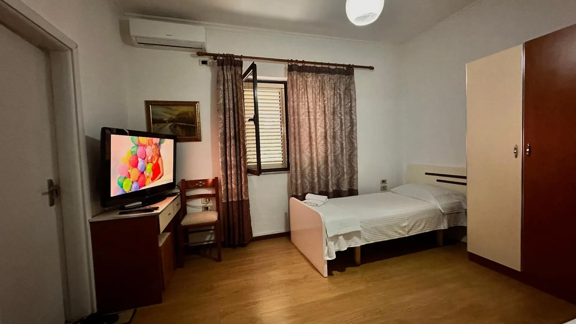 Grand House Rooms Tirana