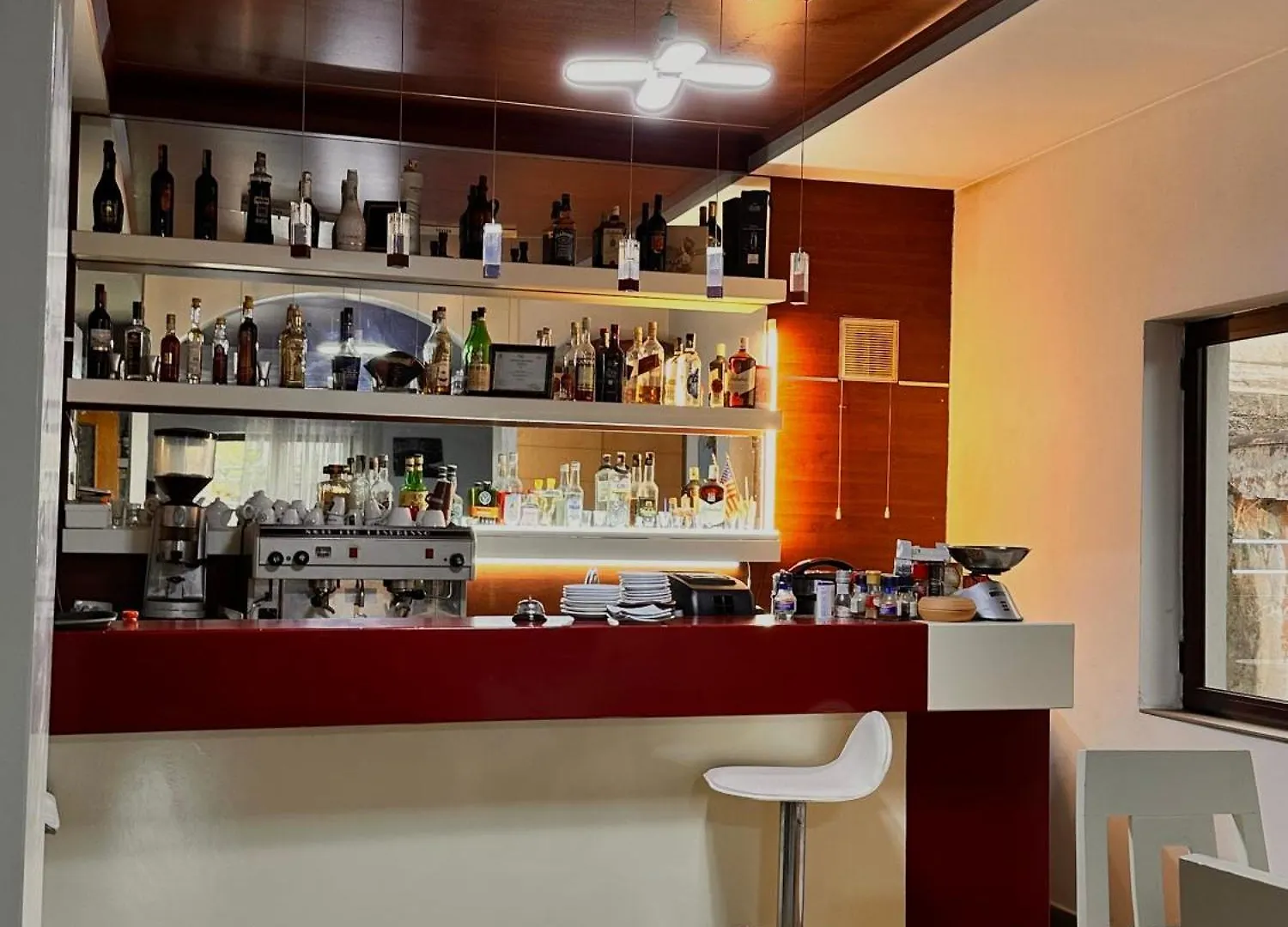 Grand House Rooms Tirana 0*,  Albania